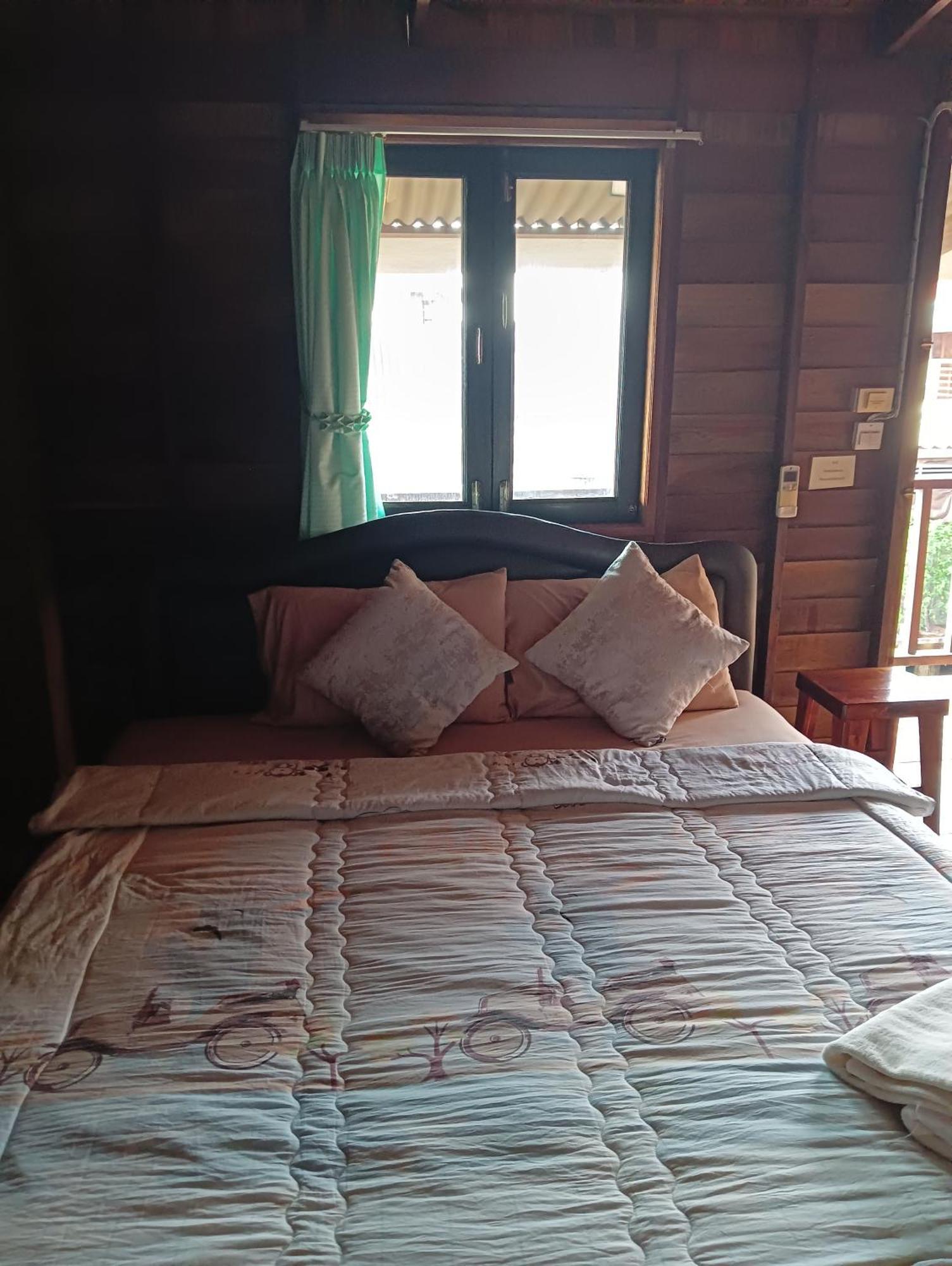 Tonmai Suite II Ko Por Exterior photo