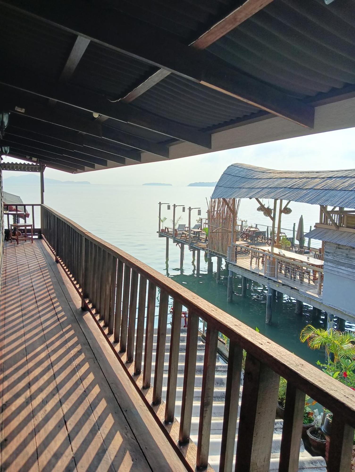 Tonmai Suite II Ko Por Exterior photo